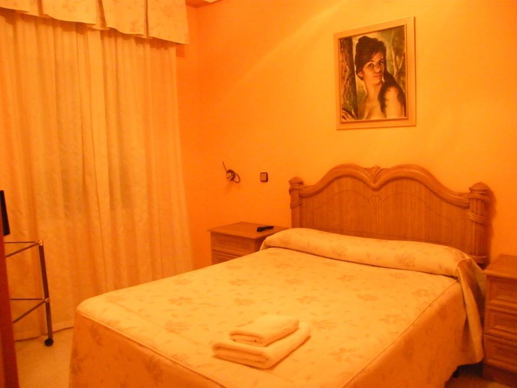 Hostal Dulcinea Esquivias Room photo