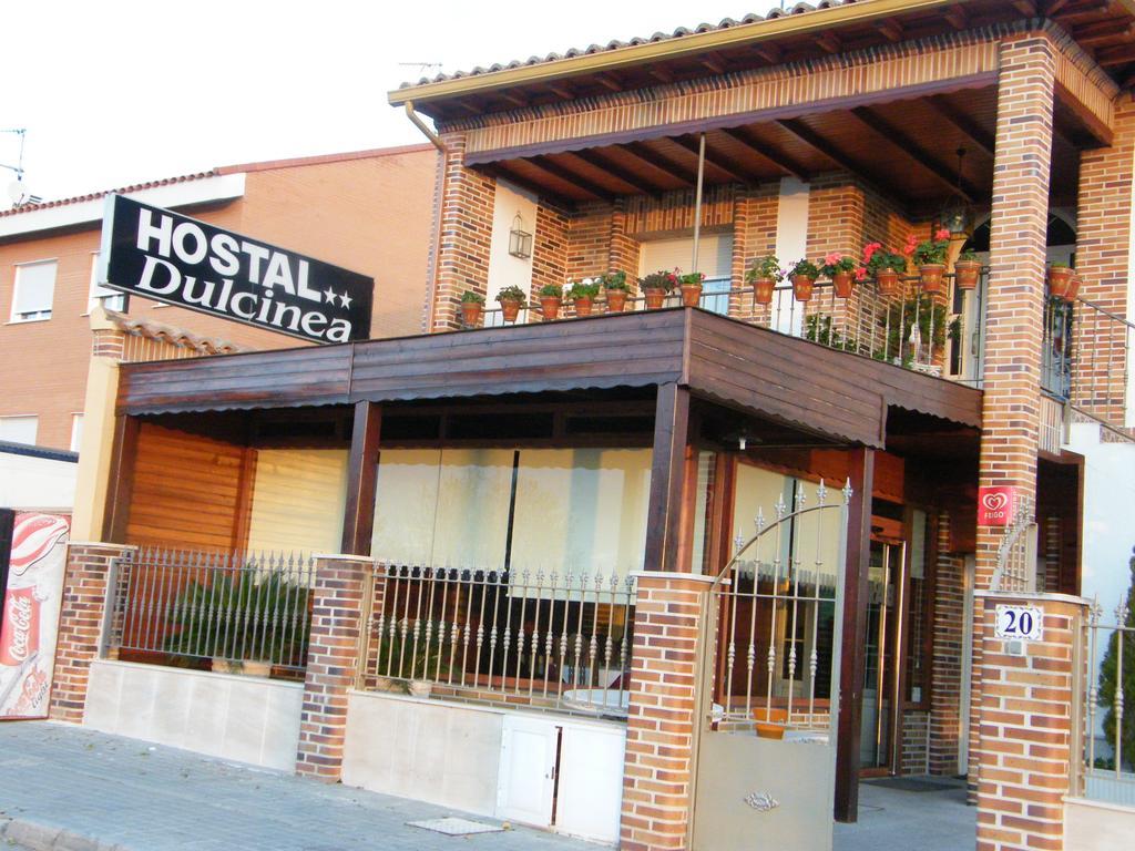 Hostal Dulcinea Esquivias Exterior photo