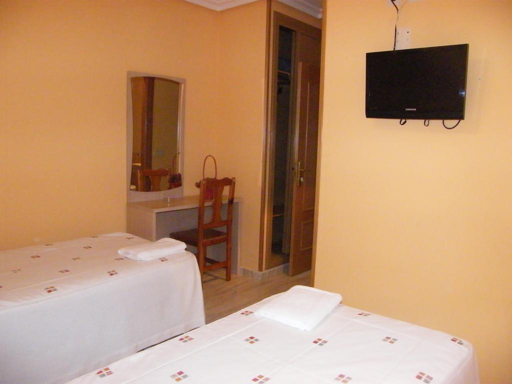 Hostal Dulcinea Esquivias Room photo